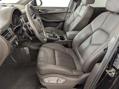 2024 Porsche Macan S