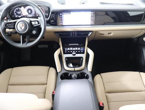 2025 Porsche Cayenne AWD