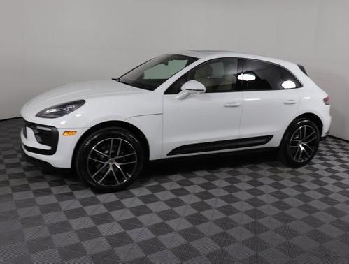 2024 Porsche Macan Base