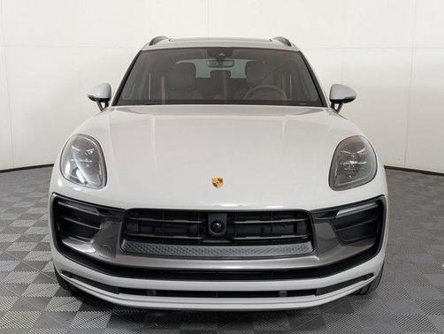 2026 Porsche Macan T