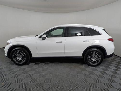 2025 Mercedes-Benz GLC 300 Base