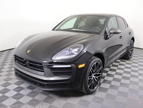2025 Porsche Macan AWD