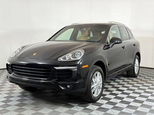 Black 2016 Porsche Cayenne Cayenne