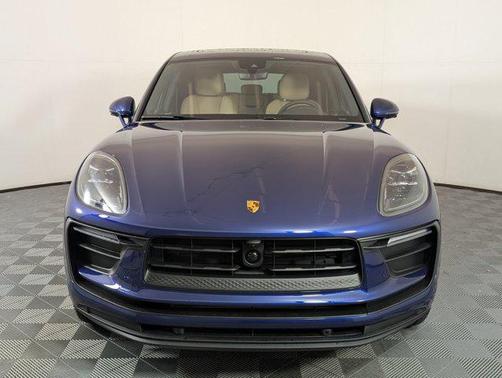 2026 Porsche Macan AWD