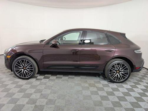 2026 Porsche Macan AWD