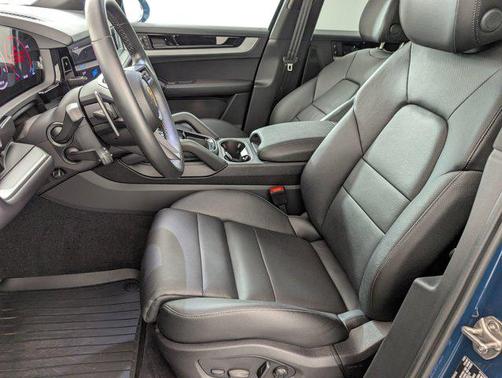 2024 Porsche Cayenne Cayenne