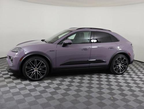 2024 Porsche Macan Base