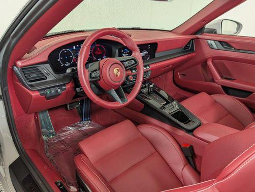 2026 Porsche 911 Carrera GTS