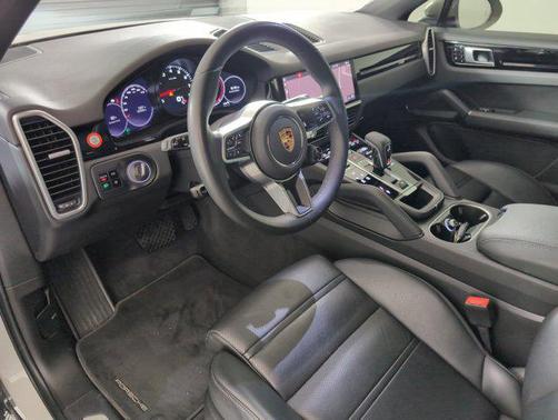 2021 Porsche Cayenne Coupe