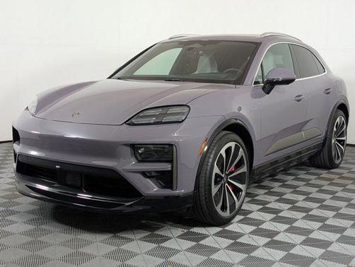 2024 Porsche Macan Turbo