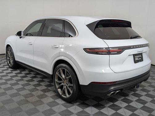 2023 Porsche Cayenne S