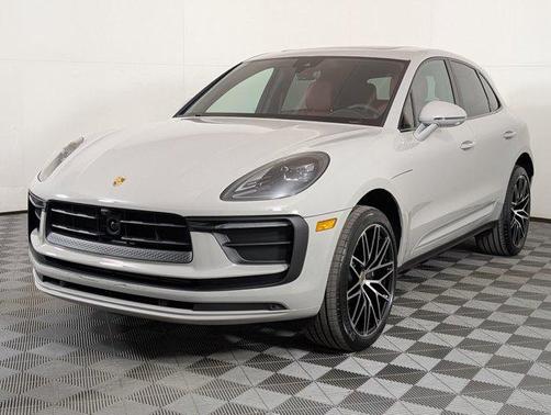2026 Porsche Macan AWD