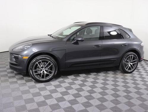 2025 Porsche Macan Base