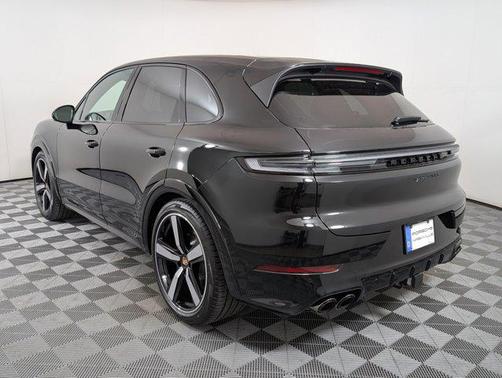 2026 Porsche Cayenne GTS