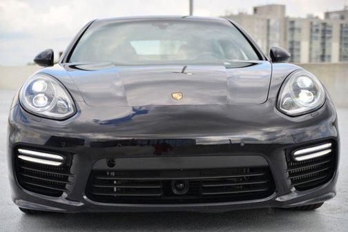 2016 Porsche Panamera Turbo