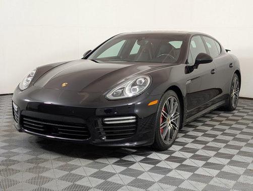 2016 Porsche Panamera Turbo