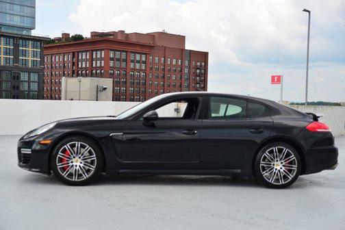 2016 Porsche Panamera Turbo
