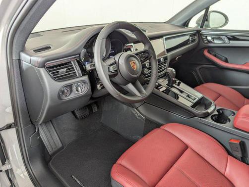 2026 Porsche Macan S