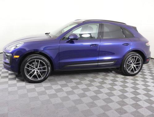 2025 Porsche Macan Base