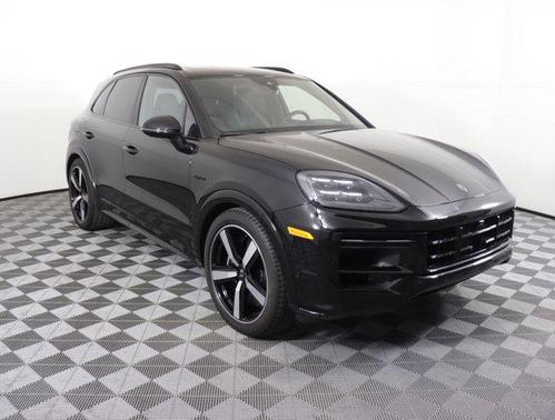 2025 Porsche Cayenne E-Hybrid S