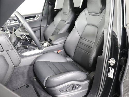 2025 Porsche Cayenne E-Hybrid S