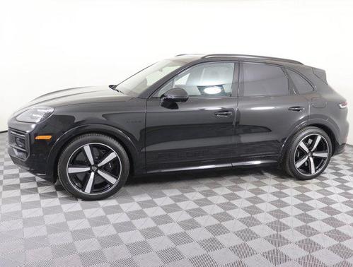 2025 Porsche Cayenne E-Hybrid S