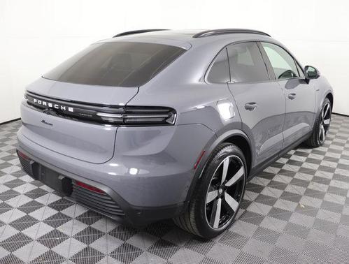 2025 Porsche Macan Electric