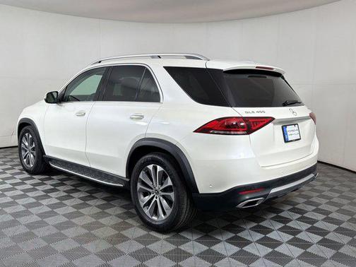 White 2022 Mercedes-Benz GLE 450 4MATIC