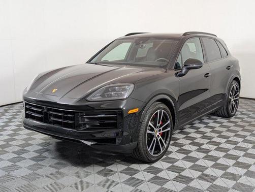 2024 Porsche Cayenne S