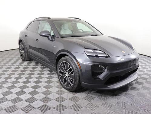 2024 Porsche Macan Base