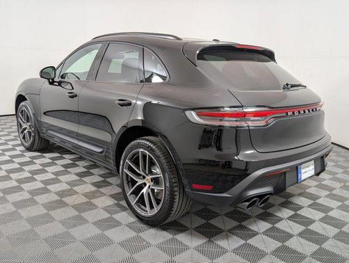 2026 Porsche Macan AWD
