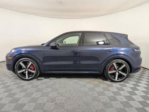 2026 Porsche Cayenne GTS