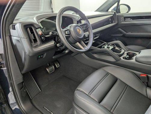 2026 Porsche Cayenne GTS