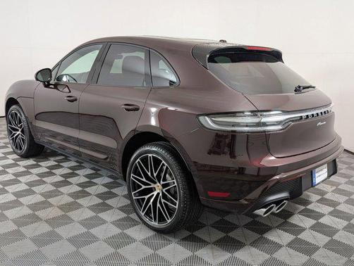2026 Porsche Macan AWD