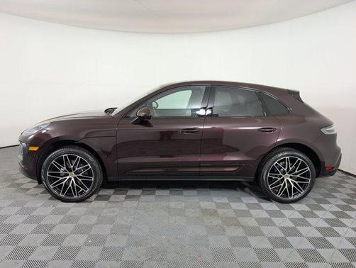 2026 Porsche Macan AWD