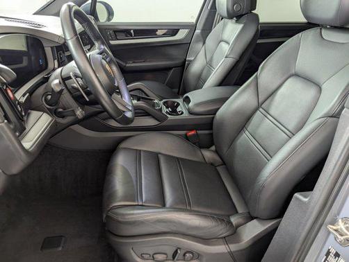 2024 Porsche Cayenne S