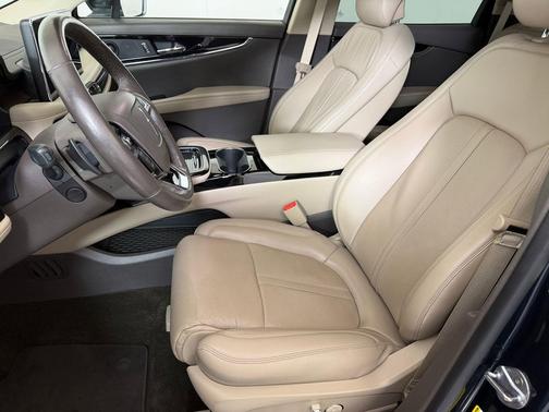 Flight Blue Metallic Clearcoat 2023 Lincoln Nautilus Reserve
