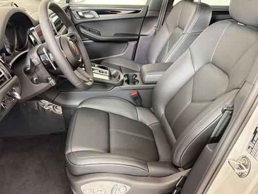 Chalk 2026 Porsche Macan Macan