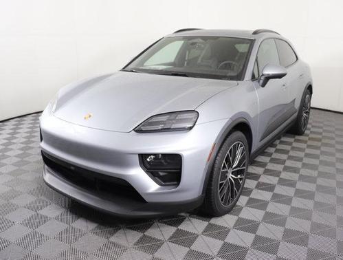 2025 Porsche Macan Base