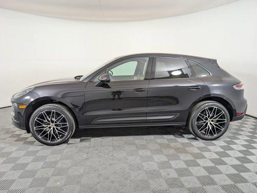 2026 Porsche Macan AWD