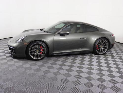 2022 Porsche 911 Carrera 4S