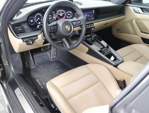 2022 Porsche 911 Carrera 4S