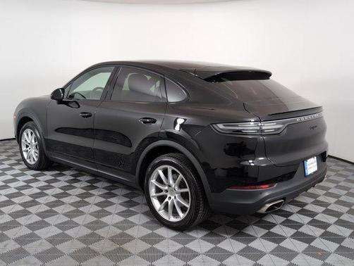 2022 Porsche Cayenne Platinum Edition