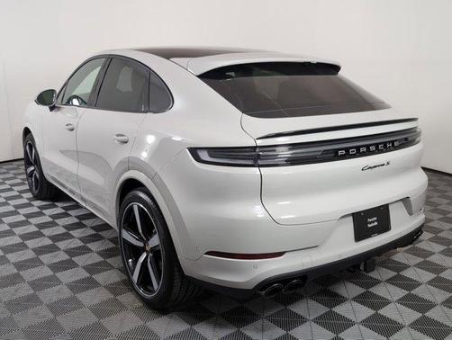 2025 Porsche Cayenne S