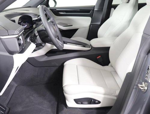 Slate Grey Neo 2025 Porsche Macan Macan Electric