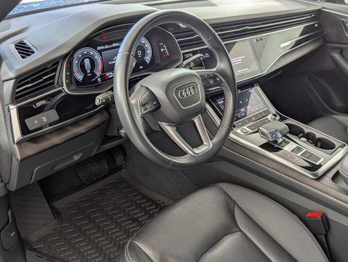 2021 Audi Q8 55 Premium