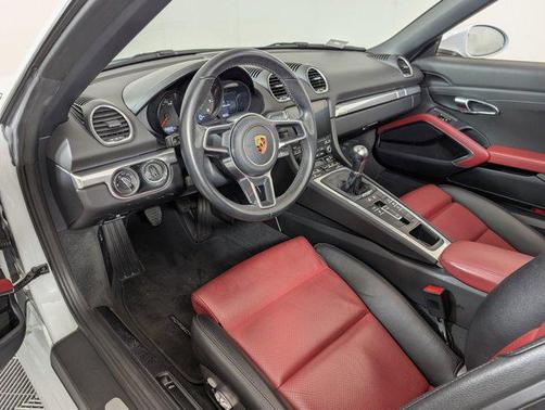 2019 Porsche 718 Boxster Roadster