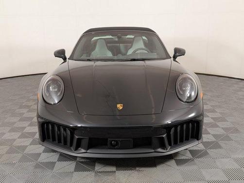 2025 Porsche 911 Targa 4 GTS