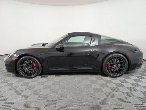 2025 Porsche 911 Targa 4 GTS