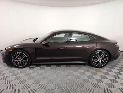 2022 Porsche Taycan 4S